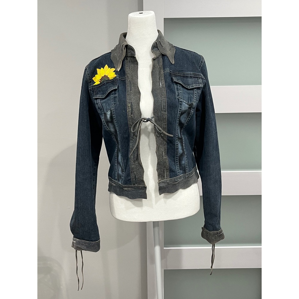 Upcycled elements‎ by vakko Denim Jacket Women's M hand Painted Sunflower unique